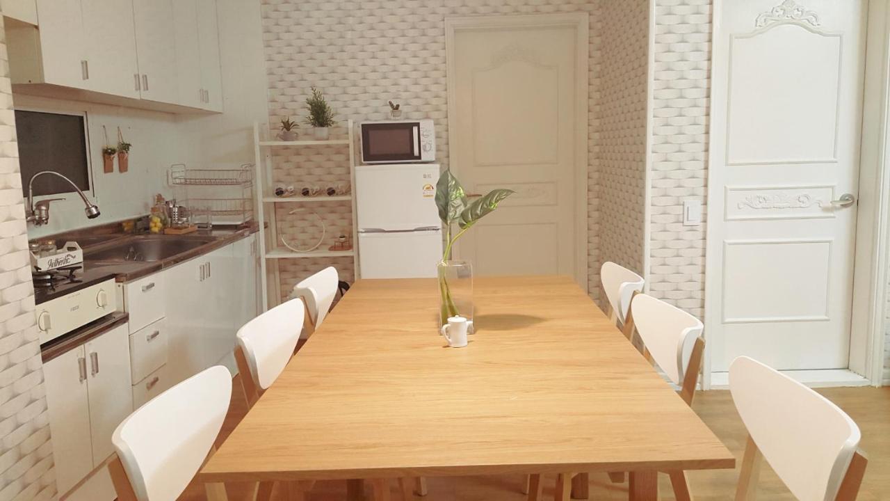 Hongdae Zoe Three Room House سيول المظهر الخارجي الصورة
